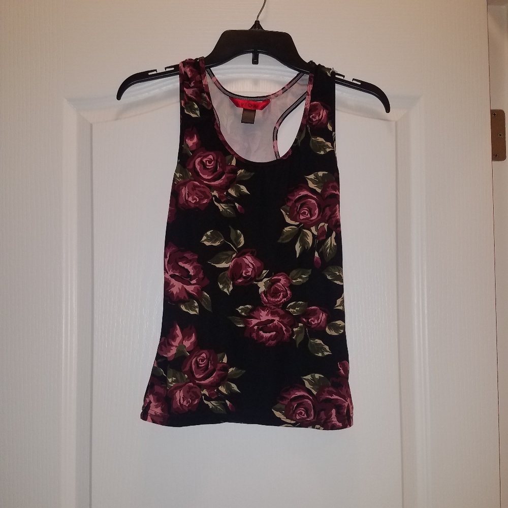 Flowery tank